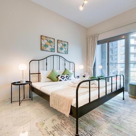 Elite Lux Holiday Homes - Cozy & Stylish 1 Bedroom With Huge Pools & World Class Gym Дубай Экстерьер фото