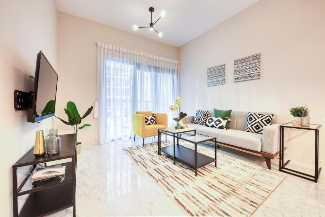 Elite Lux Holiday Homes - Cozy & Stylish 1 Bedroom With Huge Pools & World Class Gym Дубай Экстерьер фото